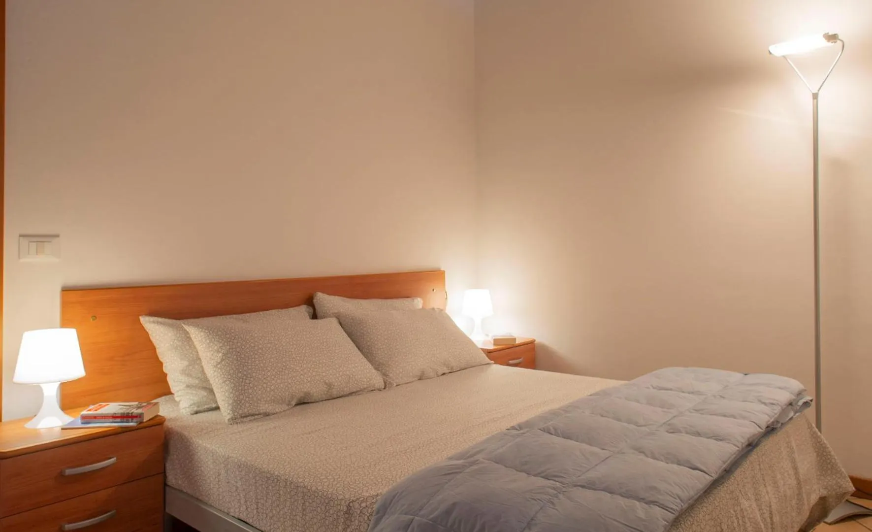 Apartment Yellow Loft Mira